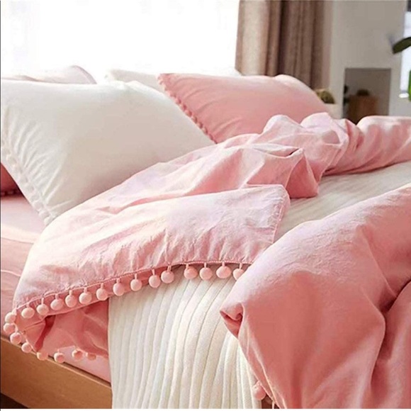 New Pink peachPom Pom Fringe Duvet Cover Set